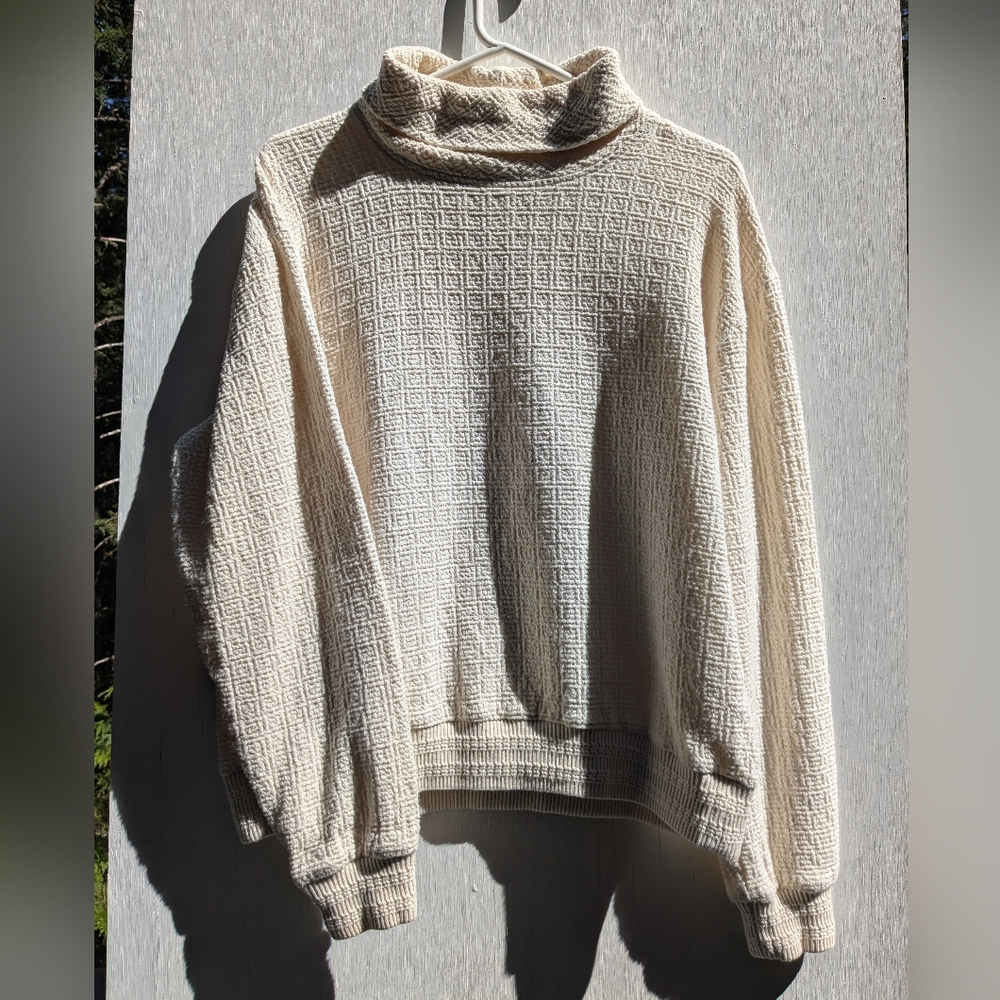 Vintage Minimalist Cream Textured Sweater By Fitz Clothing Co